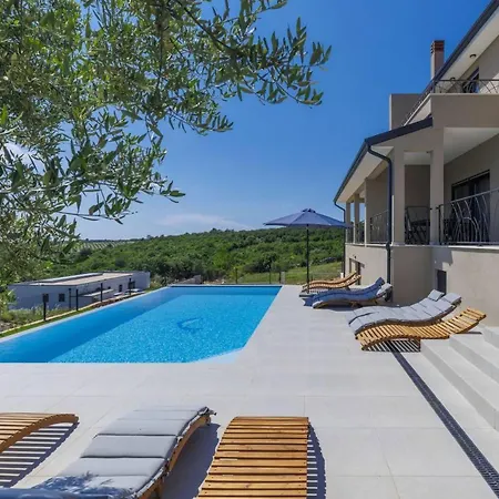 Bella Serbani Ferienhaus